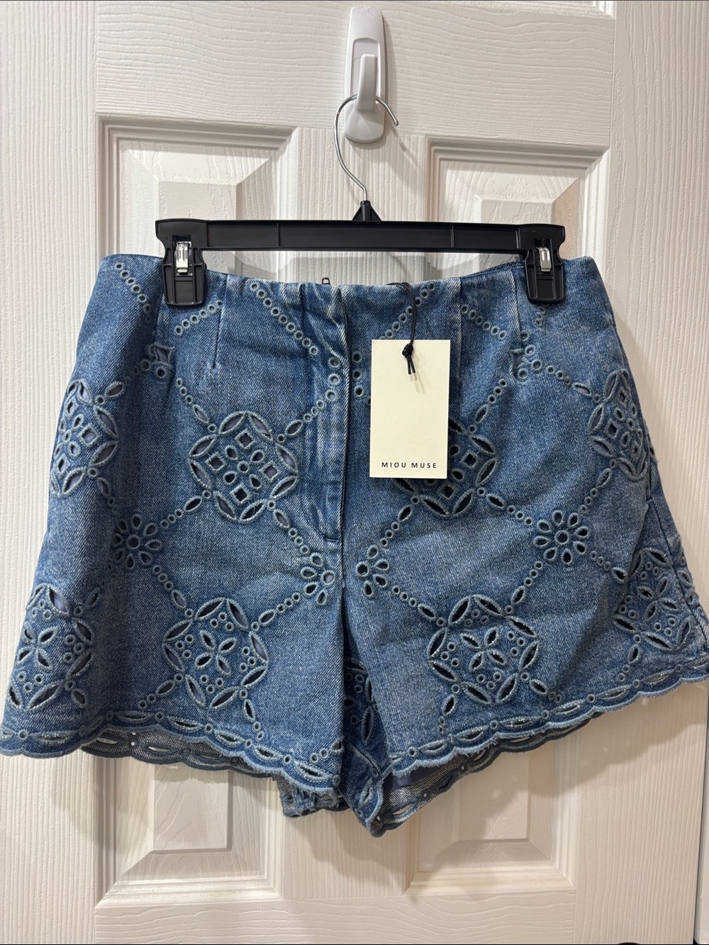 MIOU MUSE Blue Embroidered Denim Women’s Shorts